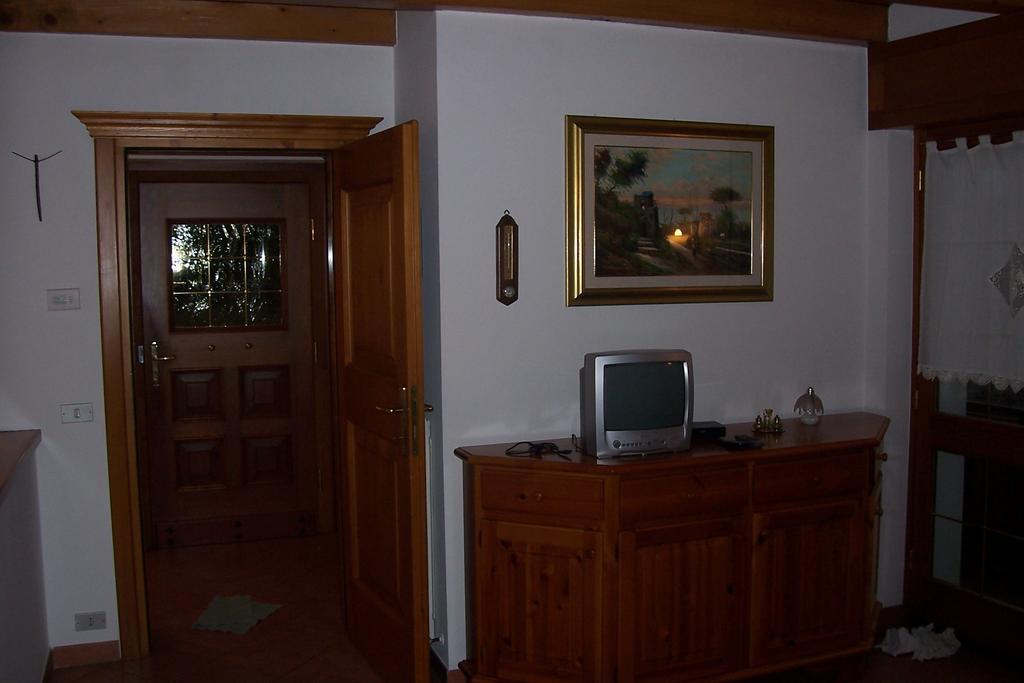 Fabbricato Indipendente Centro Apartment Lozzo Cadore Room photo